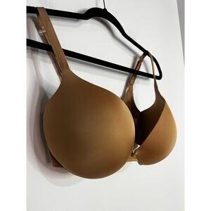 SKIMS Ultimate Teardrop Push-Up Bra in the color Clay Size 34DDD